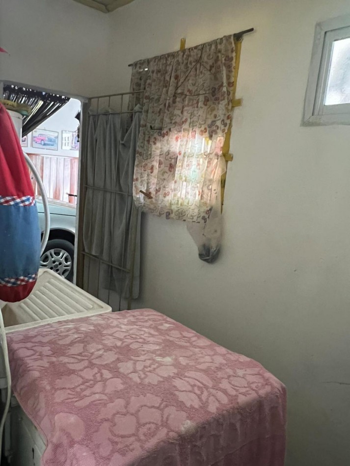 VENTA DE CASA 3 AMBIENTE CON DEPARTAMENTOS