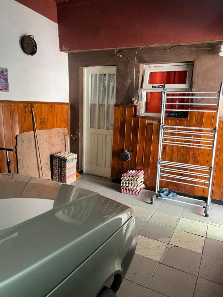 VENTA DE CASA 3 AMBIENTE CON DEPARTAMENTOS