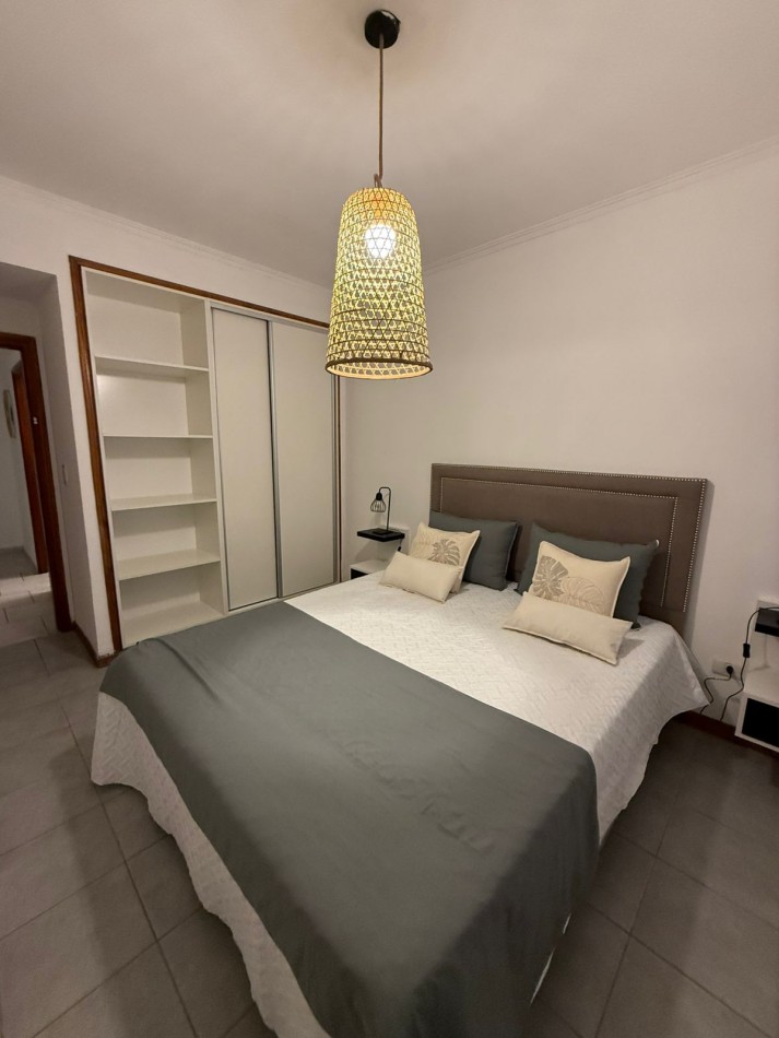 HERMOSO DOS AMBIENTES AMPLIOS CON BALCON SALIENTE