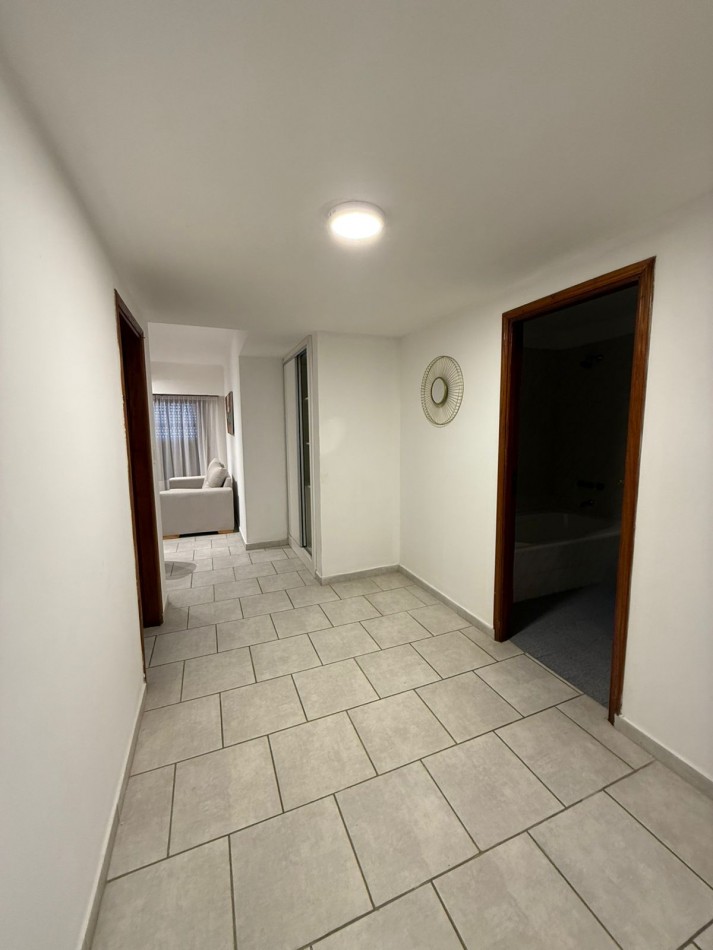 HERMOSO DOS AMBIENTES AMPLIOS CON BALCON SALIENTE