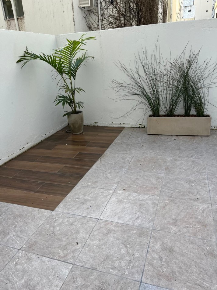 DTO UN AMBIENTE AMPLIO CON PATIO