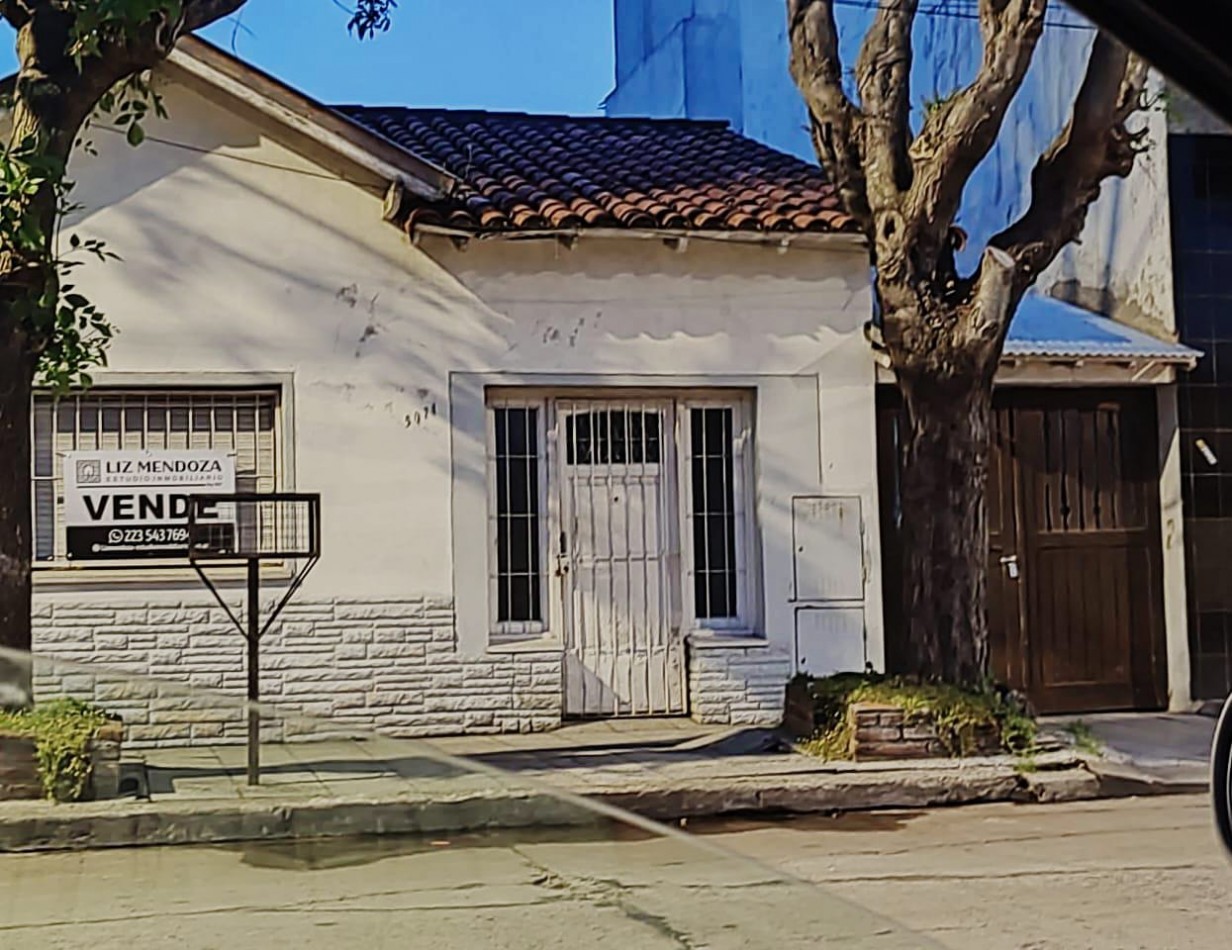 CASA A RECICLAR E1 ZONA EQUIPAMIENTO 