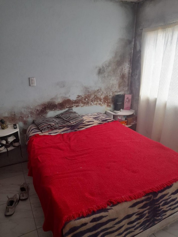 CASA A RECICLAR E1 ZONA EQUIPAMIENTO 