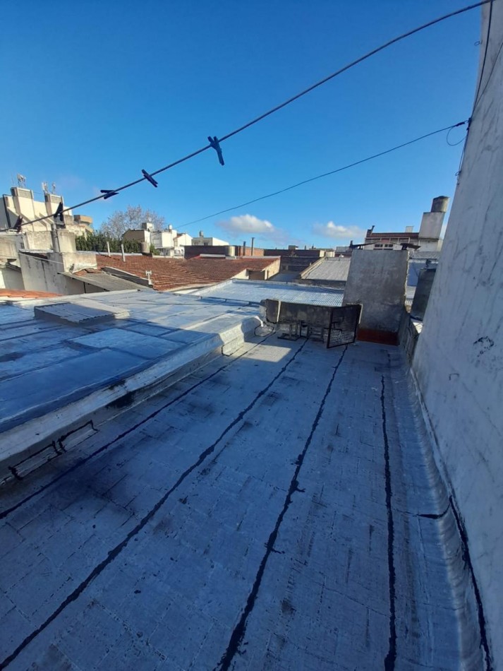 CASA A RECICLAR E1 ZONA EQUIPAMIENTO 