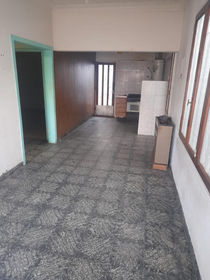 CASA A RECICLAR E1 ZONA EQUIPAMIENTO 