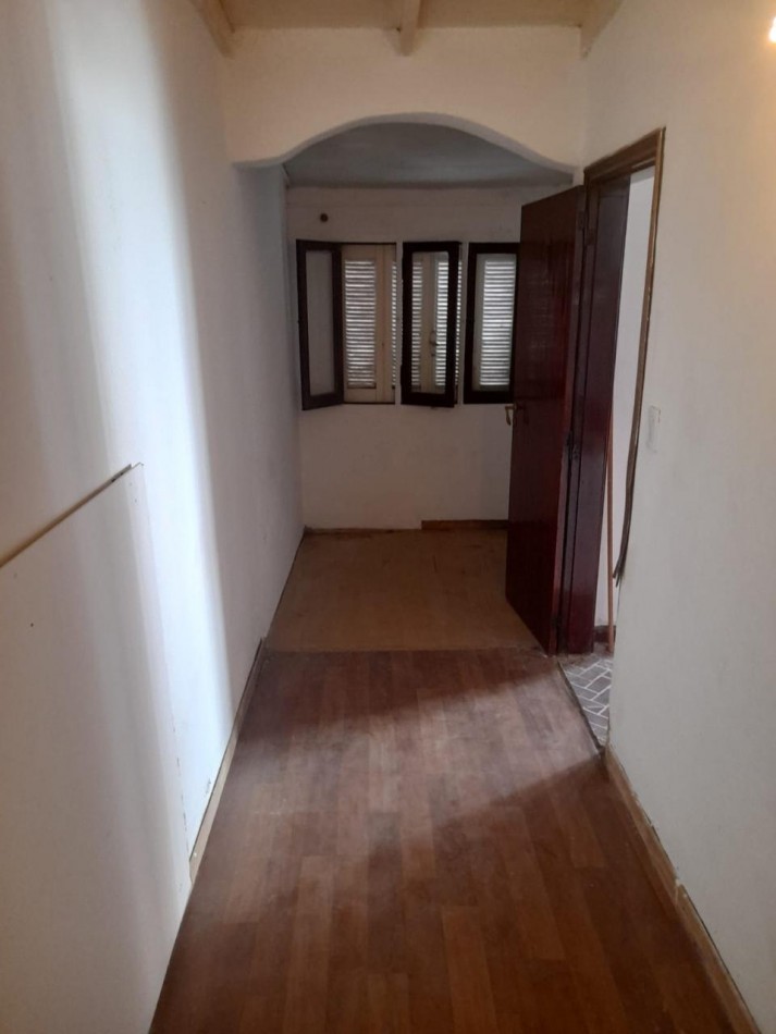 CASA A RECICLAR E1 ZONA EQUIPAMIENTO 