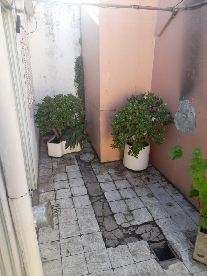 CASA A RECICLAR E1 ZONA EQUIPAMIENTO 