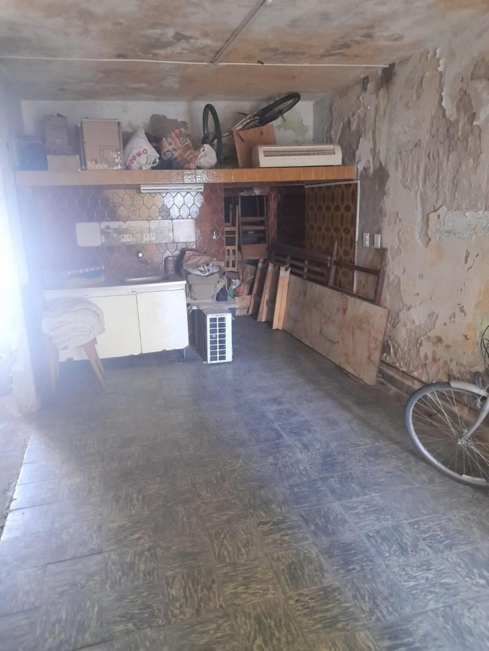 CASA A RECICLAR E1 ZONA EQUIPAMIENTO 