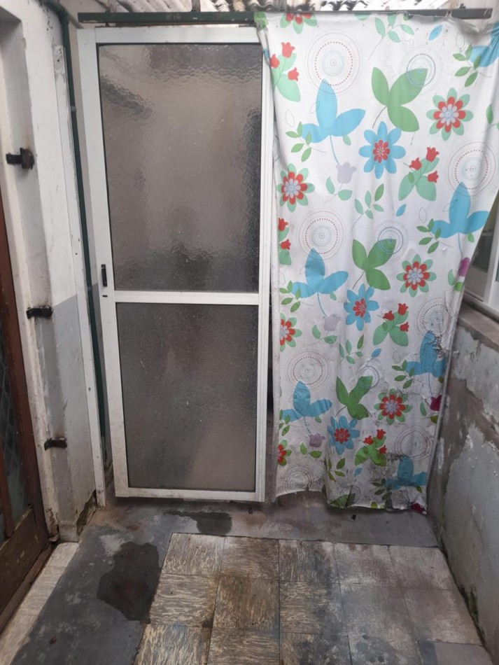 CASA A RECICLAR E1 ZONA EQUIPAMIENTO 