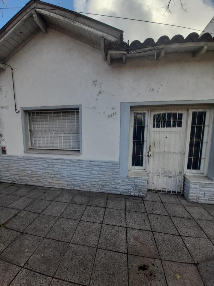 CASA A RECICLAR E1 ZONA EQUIPAMIENTO 