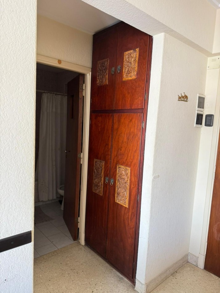 Departamento dos ambientes a la calle