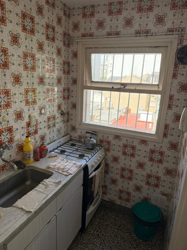 Departamento dos ambientes a la calle