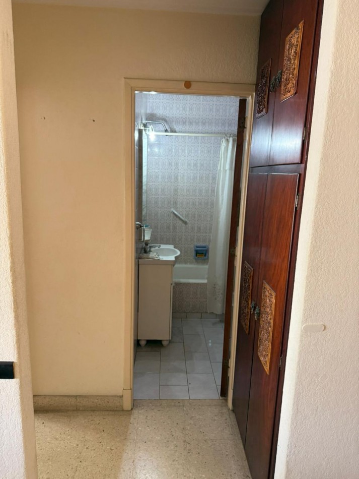 Departamento dos ambientes a la calle