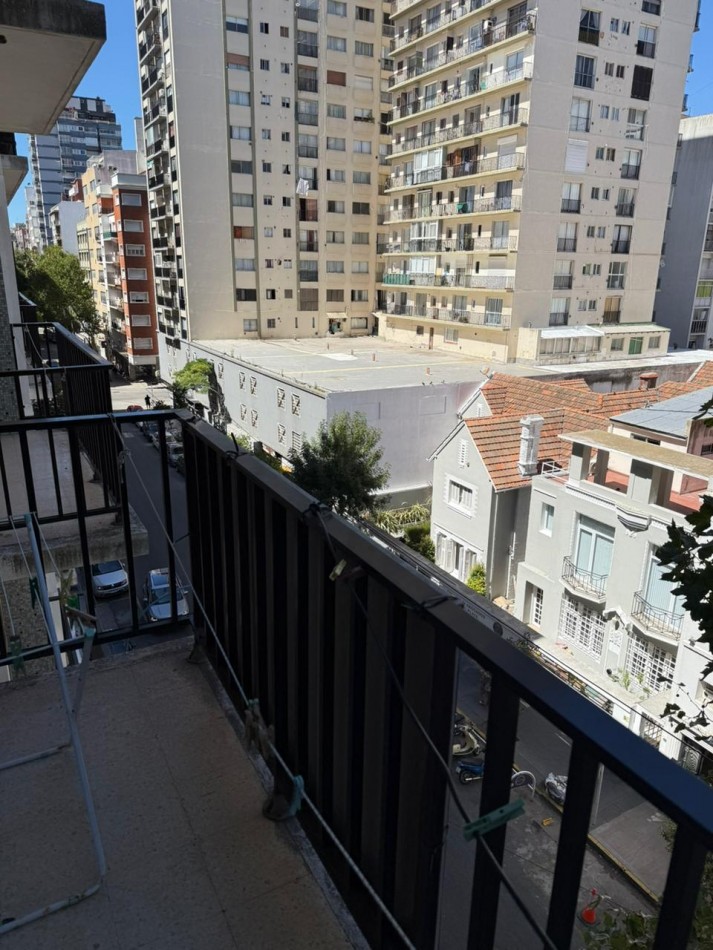 Departamento dos ambientes a la calle