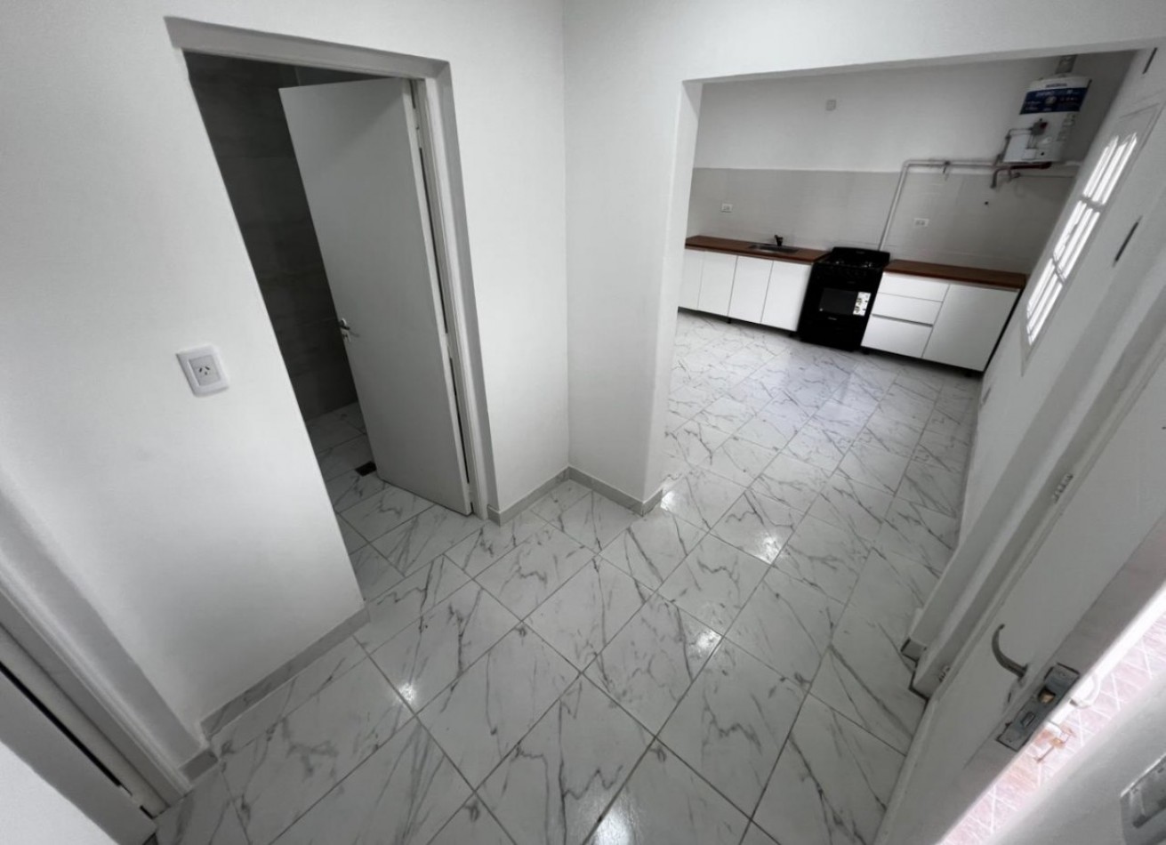 PH dos ambientes con patio, totalmente reciclado
